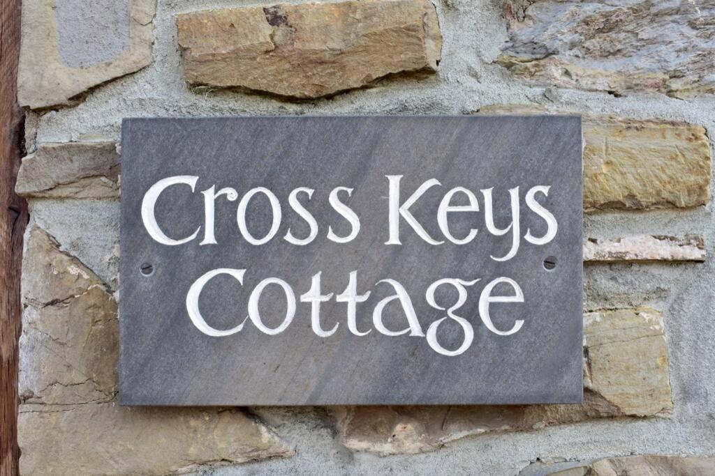 Cross Keys Cottage Holiday Let Bishop's Castle Exterior photo